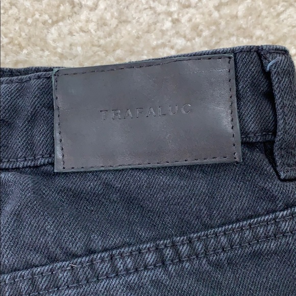 Zara black mini denim skirt - Picture 3 of 5